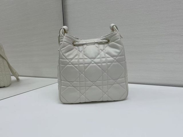 Dior original lambskin medium D-motion bag M2852 white