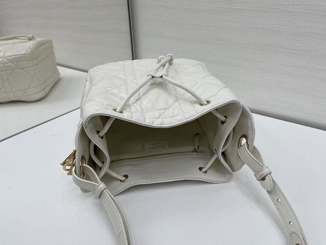 Dior original lambskin medium D-motion bag M2852 white