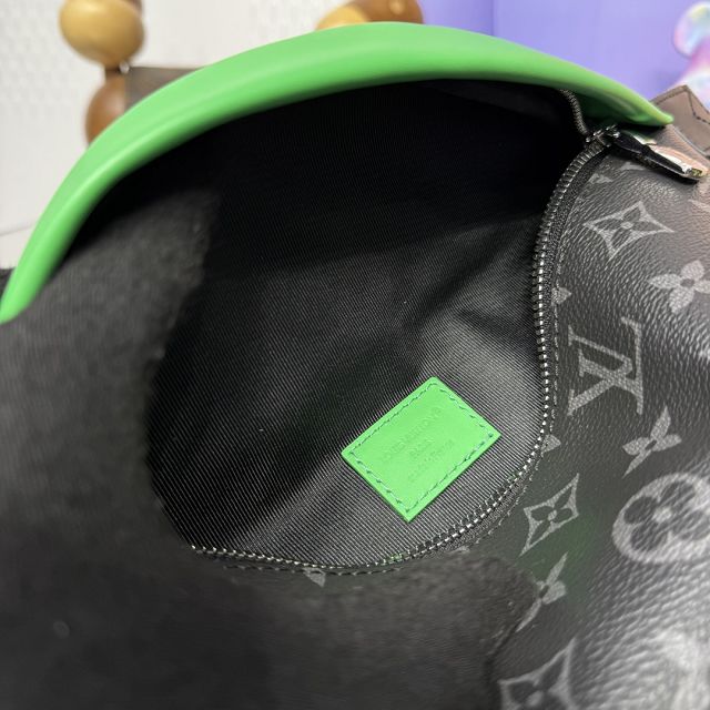 Louis vuitton original monogram eclipse discovery bumbag M25924 green