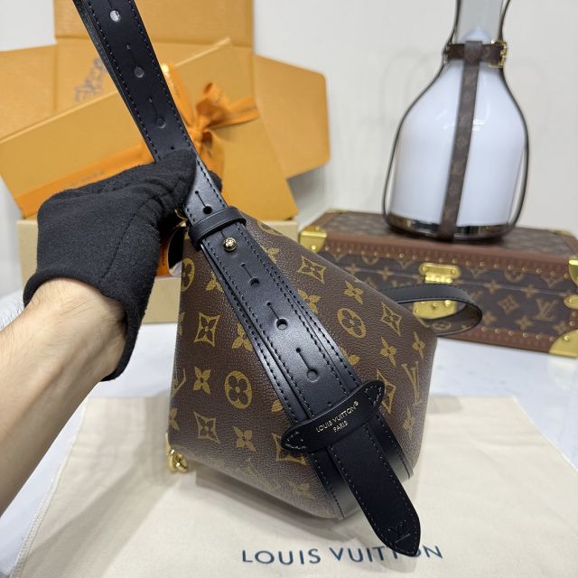 Louis vuitton original monogram canvas cookie BB bag M15056 