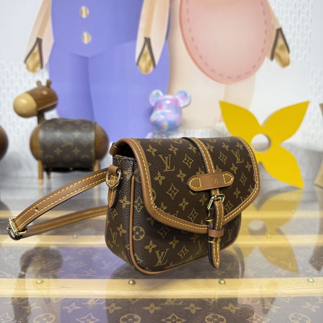 Louis vuitton original monogram canvas solo bag M27096