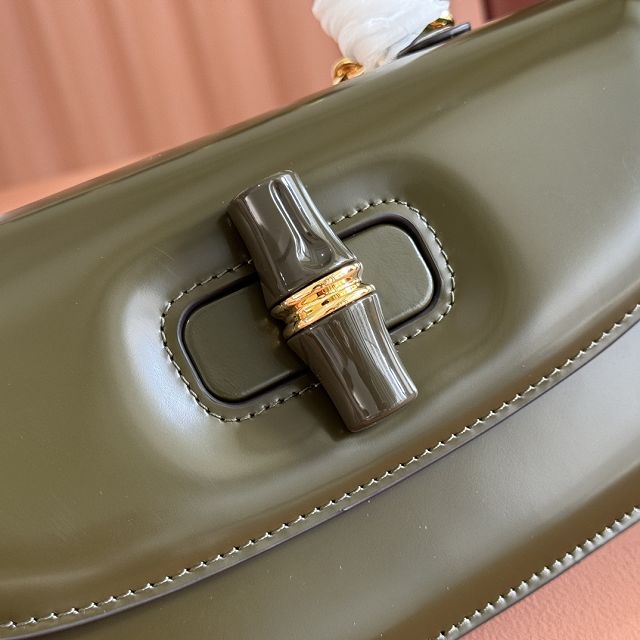 GG original calfskin bamboo diva medium bag 827750 green