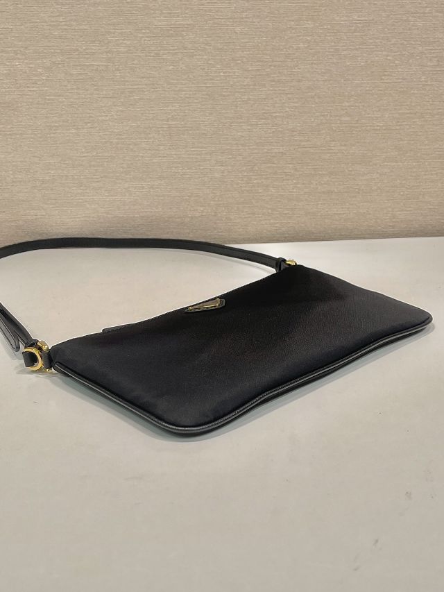 Prada original nylon pouch 1NE545