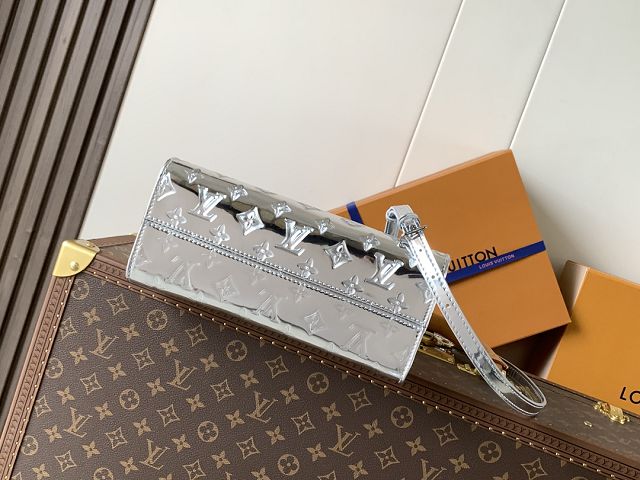 Louis vuitton original miroir canvas onthego PM M26373 silver