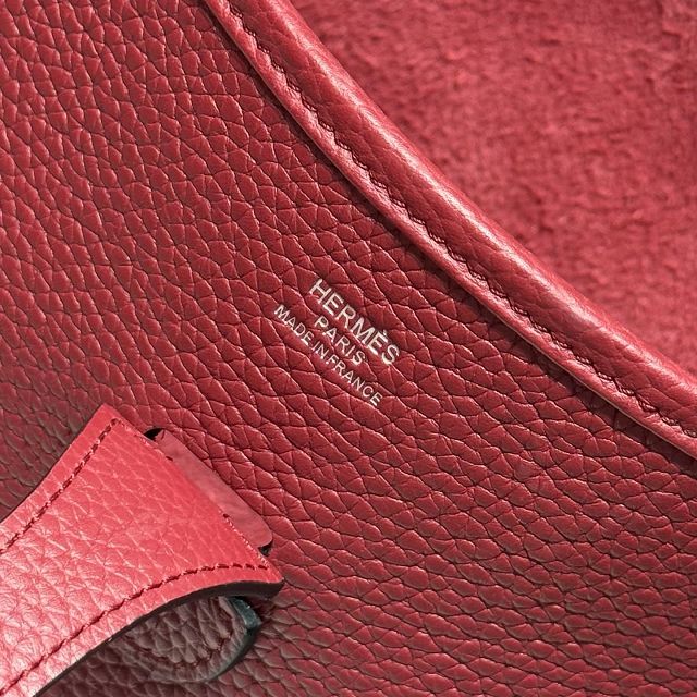 Hermes original togo leather evelyne pm shoulder bag E29 ruby