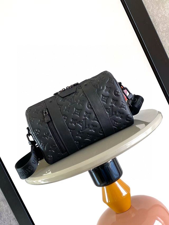 Louis vuitton original calfskin city keepall M26750 black