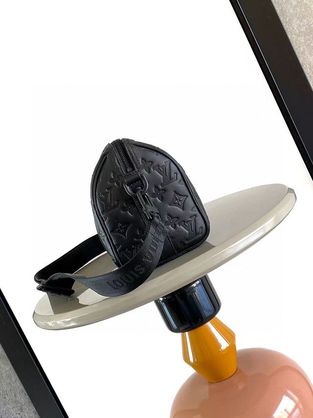 Louis vuitton original calfskin city keepall M26750 black