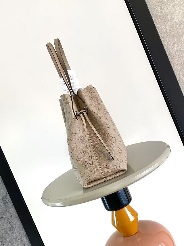 Louis vuitton original mahina leather boundless handbag M13180 grey