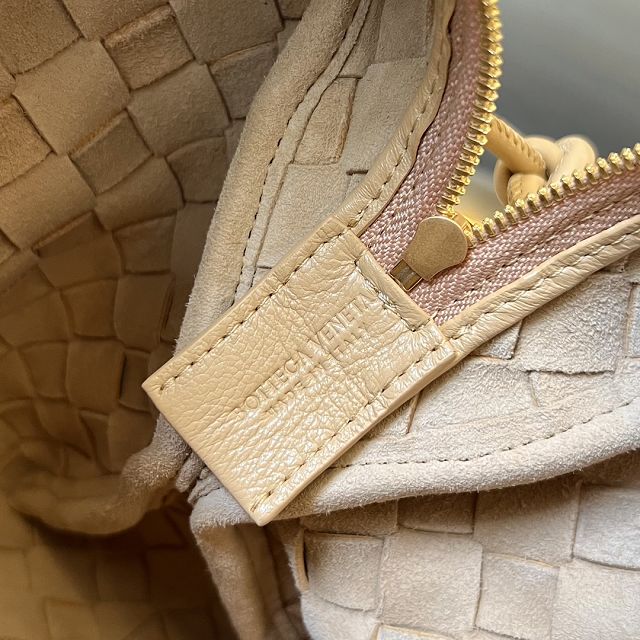 BV original lambskin medium loop camera bag 680256 almond