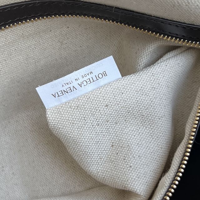 BV original lambskin loop camera bag 796619 fondant