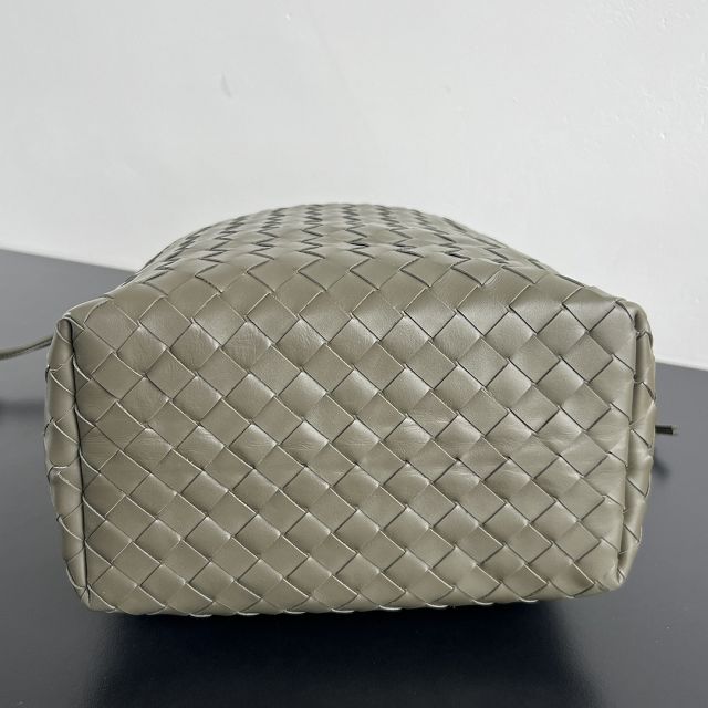 BV original lambskin biblioteca bucket 836020 cypress