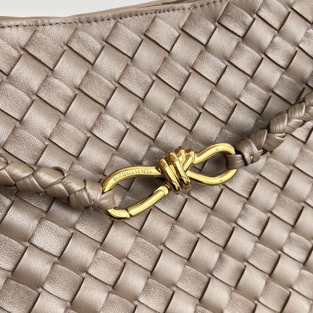 BV original lambskin large andiamo 743575 pinecone