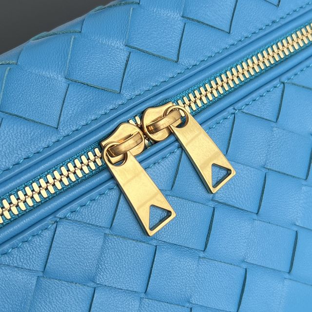 BV original calfskin bang bang vanity case 789109 pool