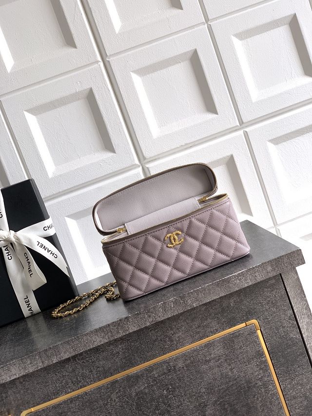 CC original grained calfskin vanity with chain AP5090