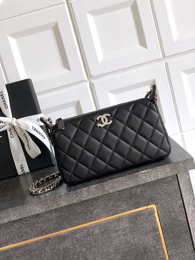CC original grained calfskin clutch with chain AP4704 black