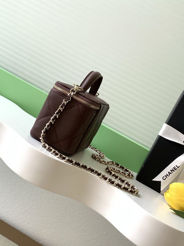 CC original grained calfskin vanity with chain AP4936 dark brown