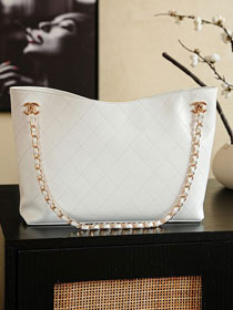 CC original lambskin medium shopping bag AS6240 white