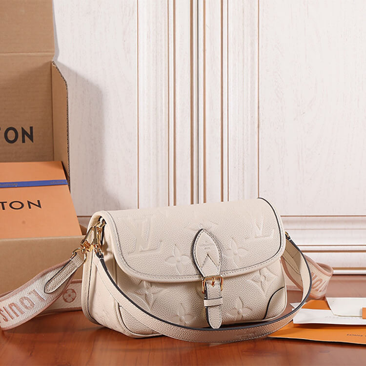 Replica LV Diane M46388 (3)