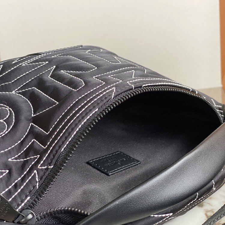 Replica LV Discovery Bumbag M21427 (7)