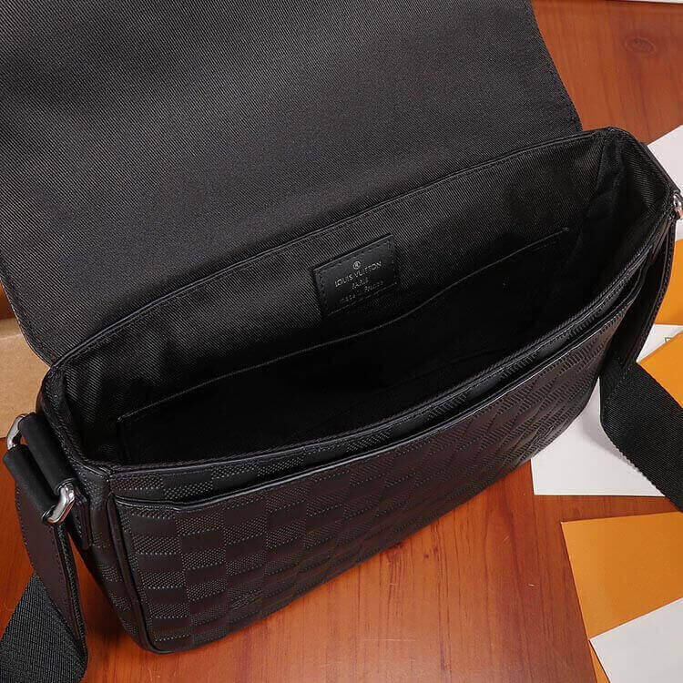 Replica LV District PM N42711 (6)