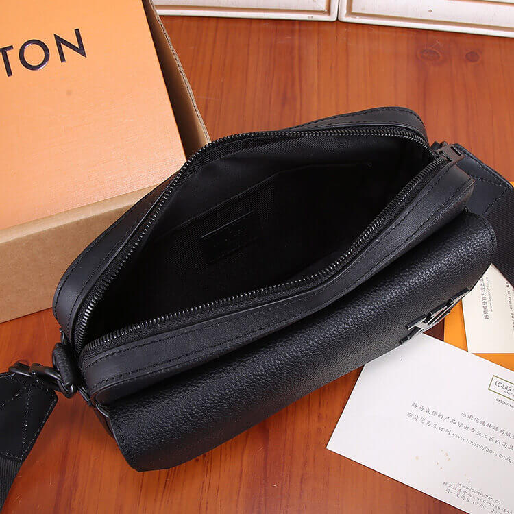 Replica LV Fastline Messenger M22482 (6)
