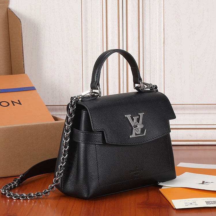Replica LV LockMe Ever Mini M20997 (3)