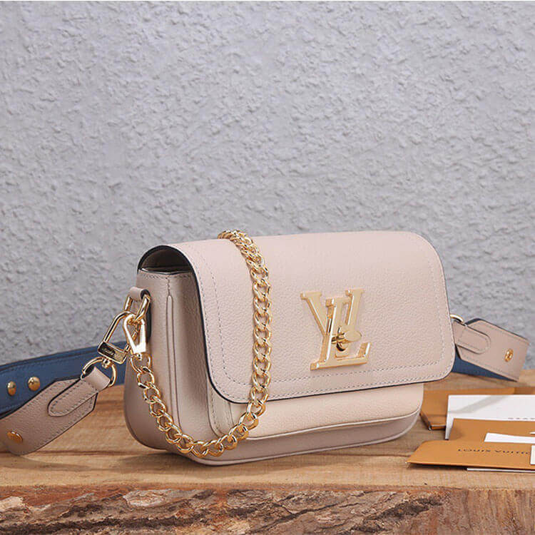 Replica LV Lockme Tender M58554 (3)