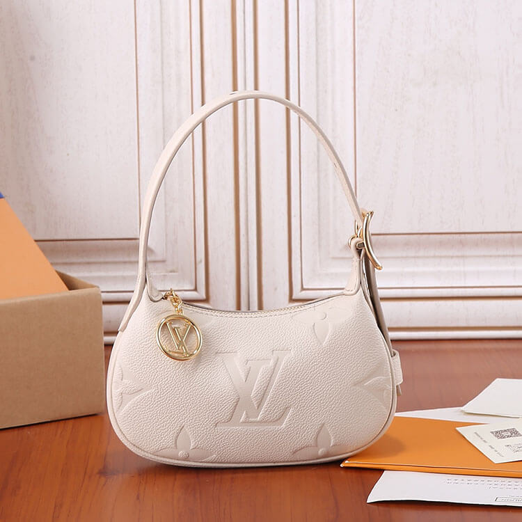 Replica LV Mini Moon M82519 (2)