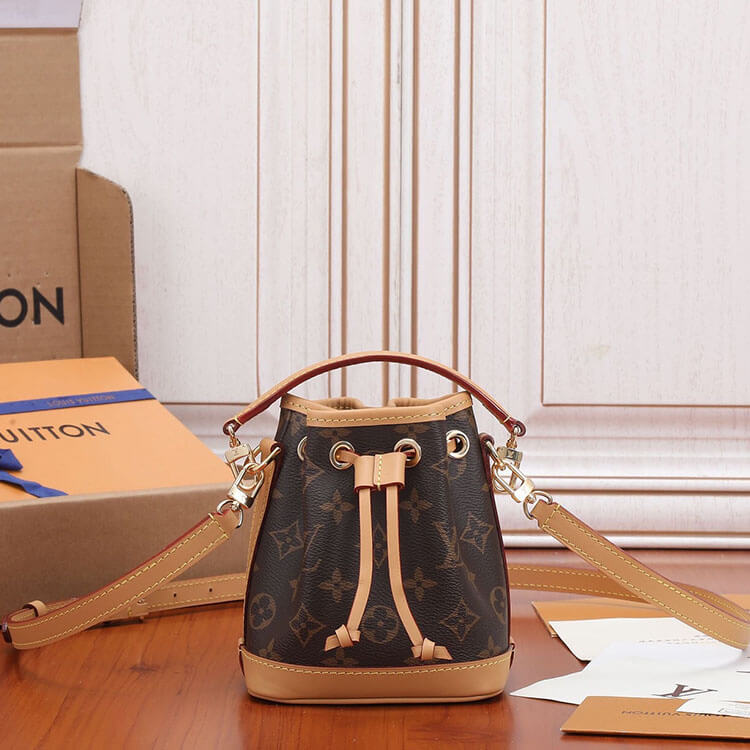 Replica LV Nano Noe M81266 (2)