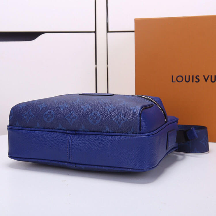 Replica LV Outdoor Messenger Bag M30242 (5)