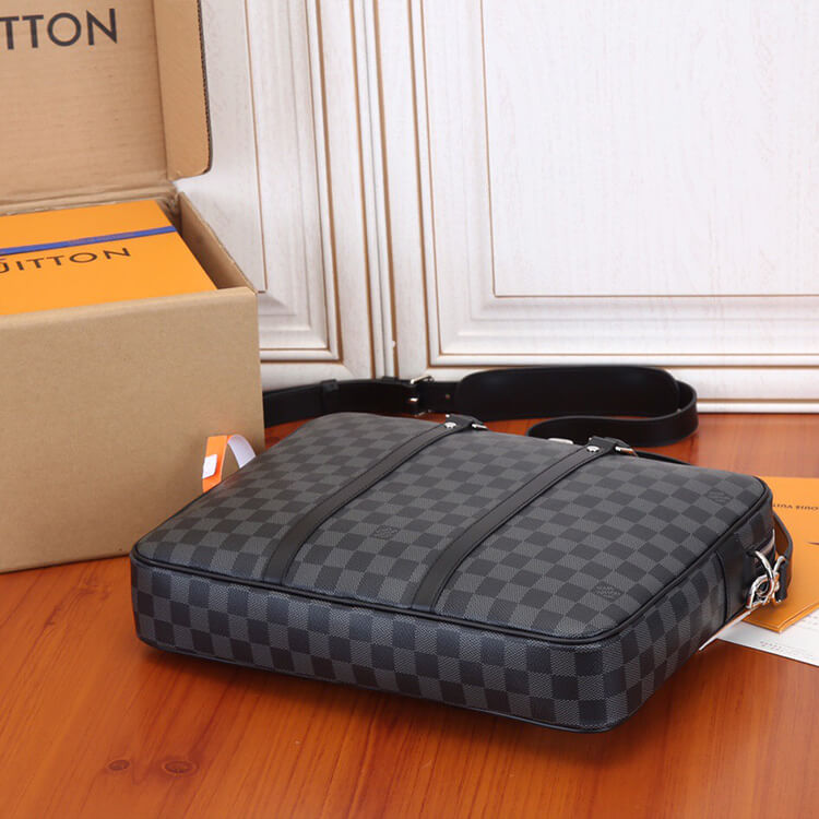 Replica LV Porte-Documents Voyage PM N41478 (4)