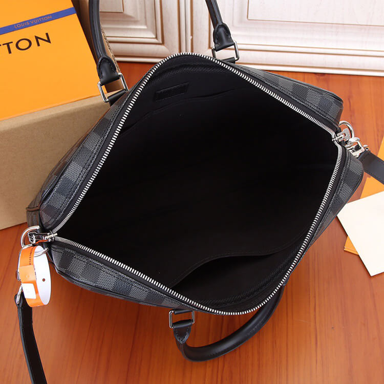 Replica LV Porte-Documents Voyage PM N41478 (5)