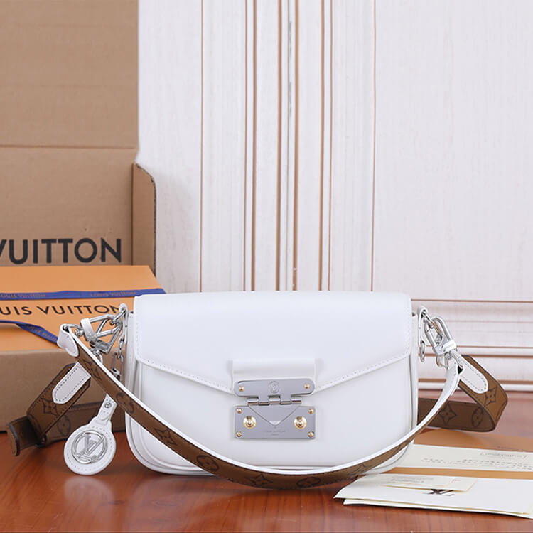 Replica LV Swing M20395 (2)