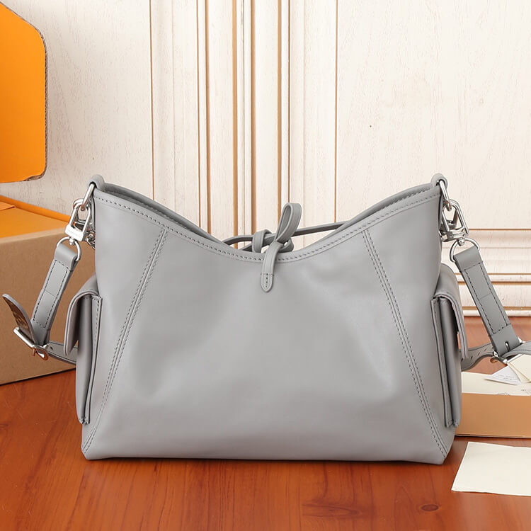 Replica LV CarryAll Cargo PM M12579 (4)