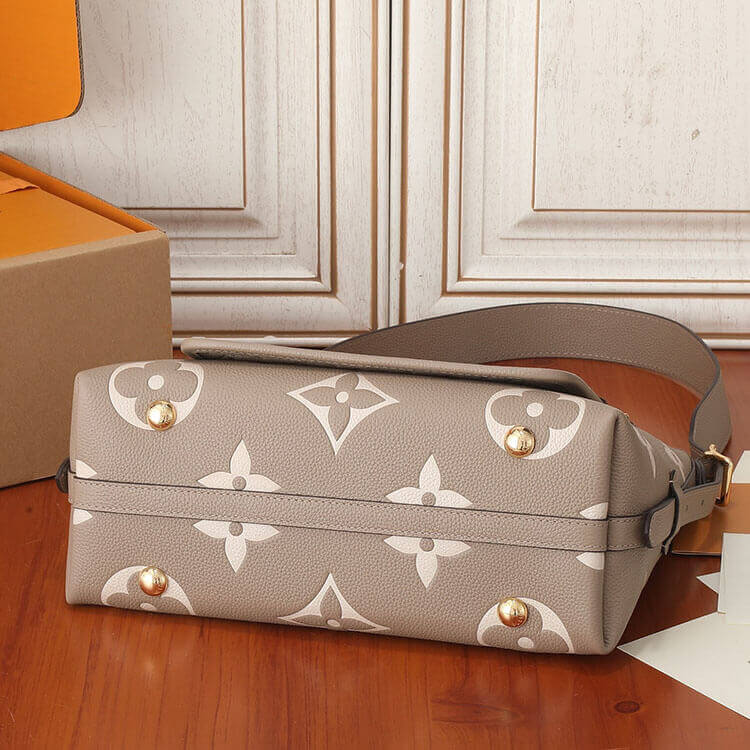 Replica LV CarryAll PM M47180 (5)