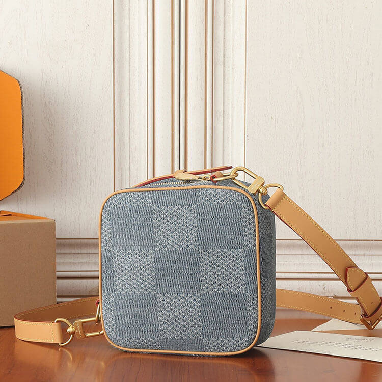 Replica LV Chess Messenger N40706 (4)