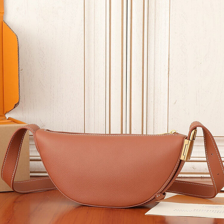 Replica LV Low Key Bumbag M83546 (4)