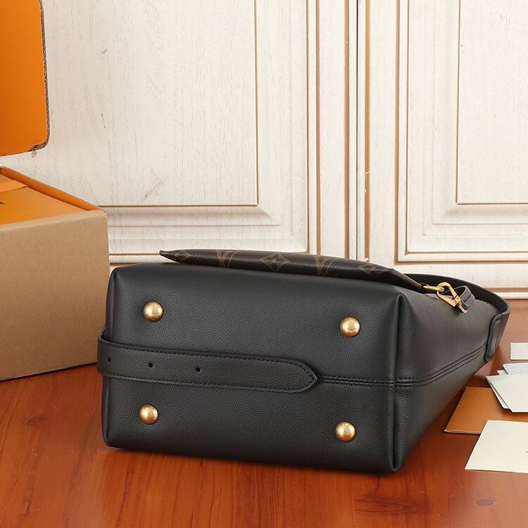 Replica LV Low Key Hobo PM M25352 (5)