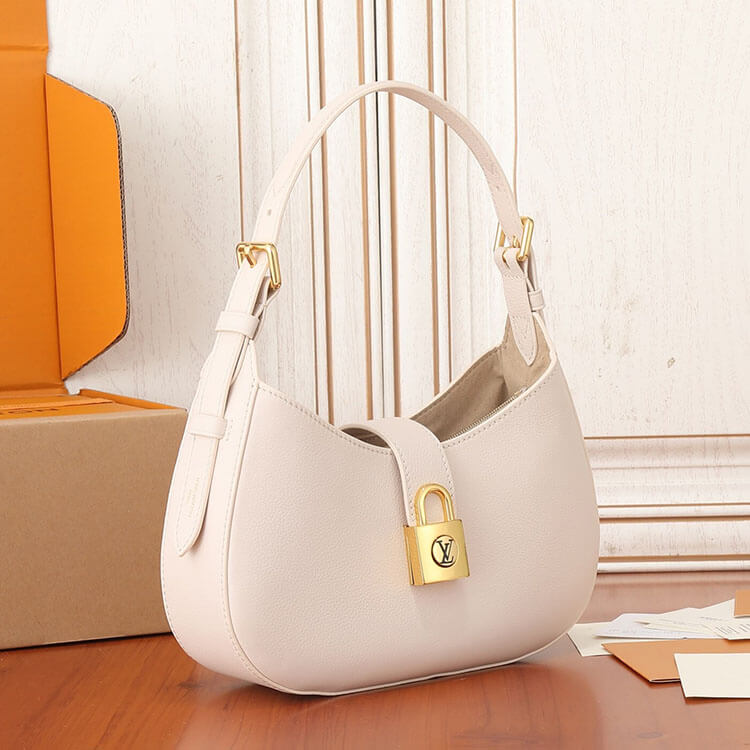 Replica LV Low Key Shoulder Bag M24990 (3)