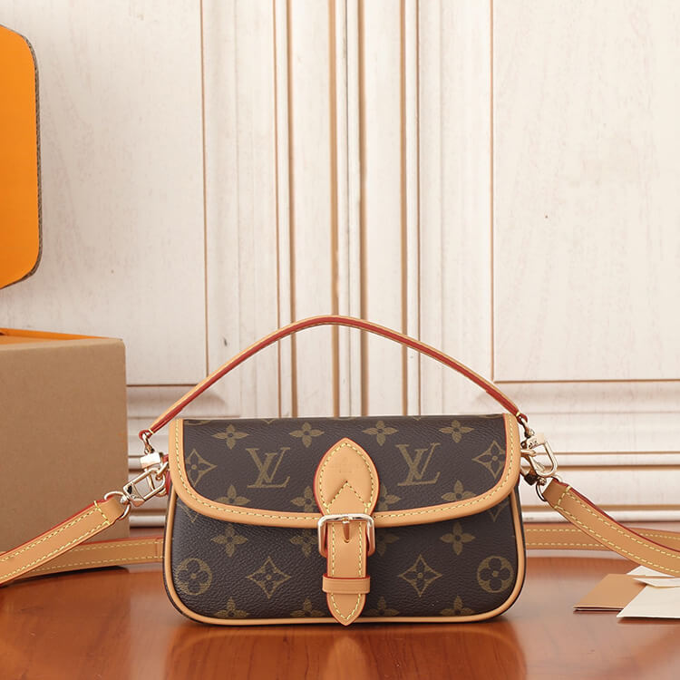 Replica LV Nano Diane M83298 (2)