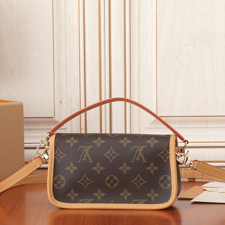 Replica LV Nano Diane M83298 (4)