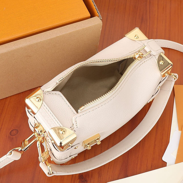 Replica LV Side Trunk PM M23915 (6)