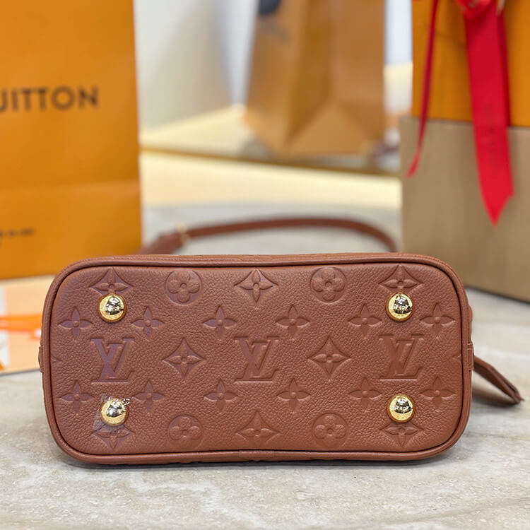 Replica LV Alma BB M28661 (5)