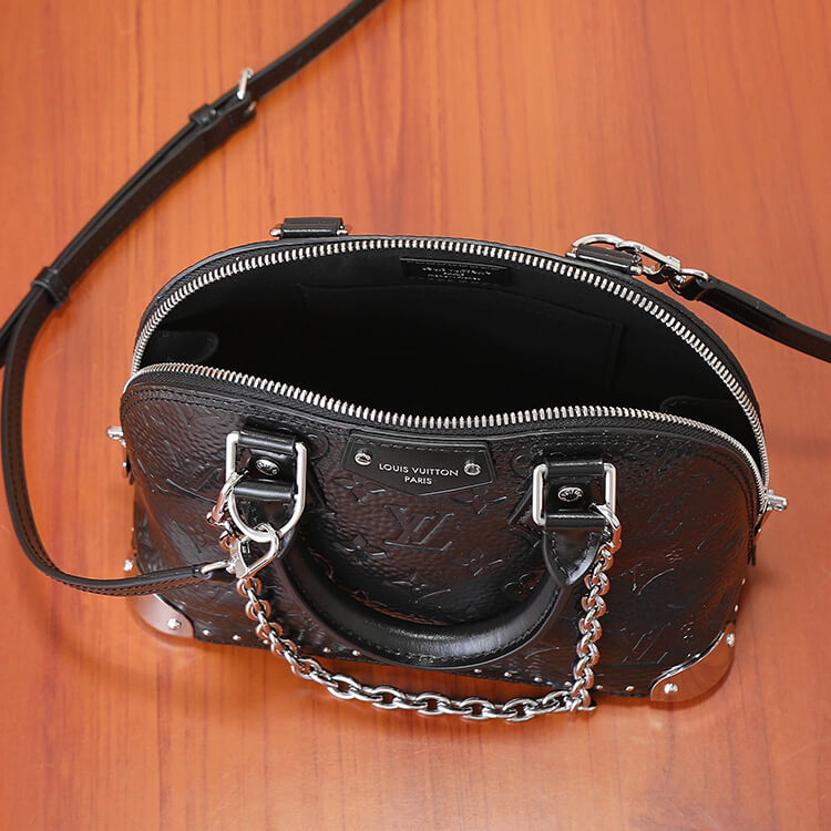 Replica LV Alma Trunk BB M27812 (6)