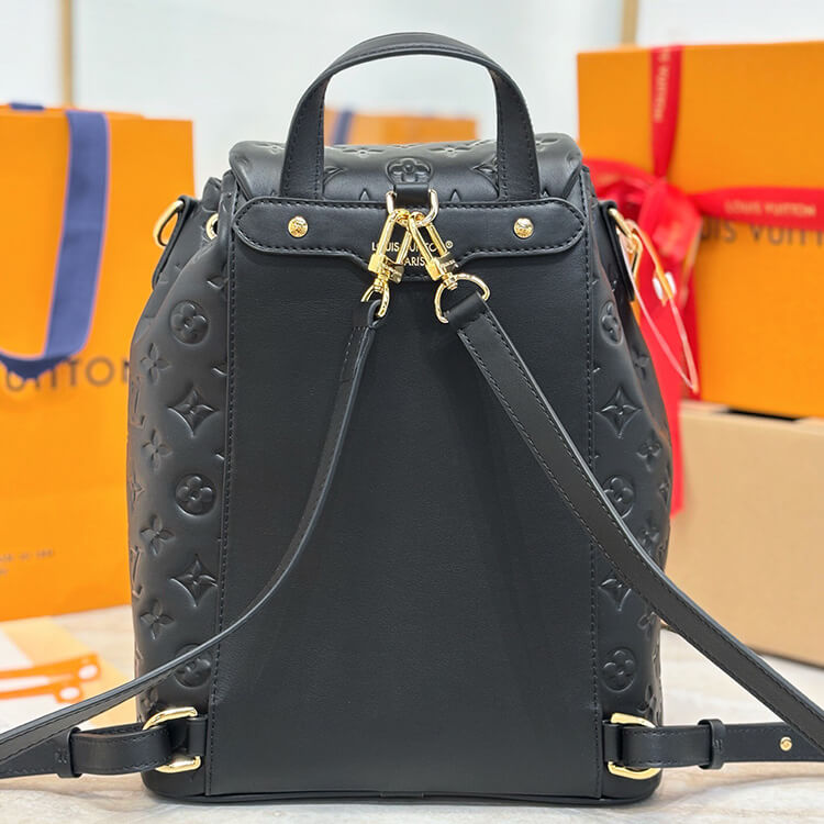 Replica LV Coussin Backpack MM M25508 (4)