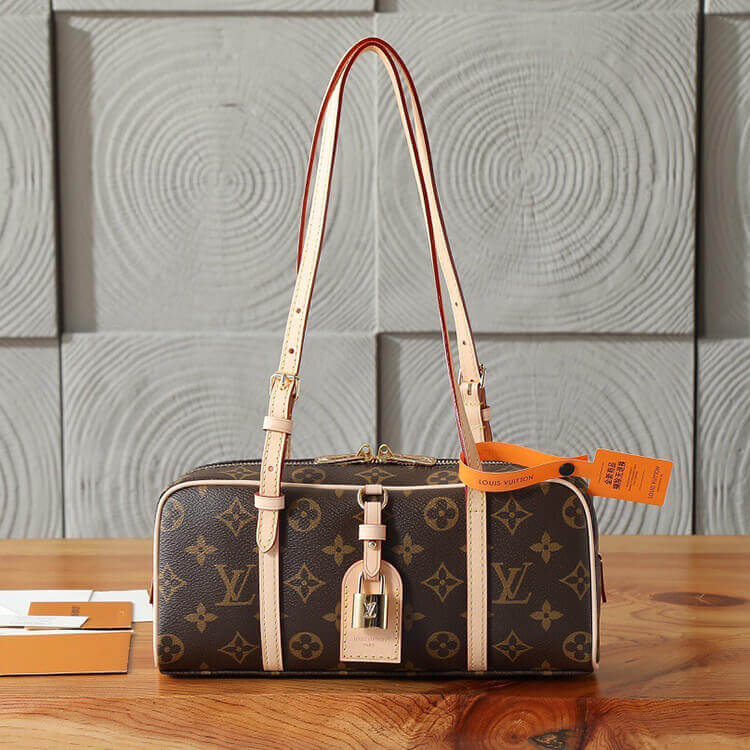 Replica LV Hang On M47031 (2)